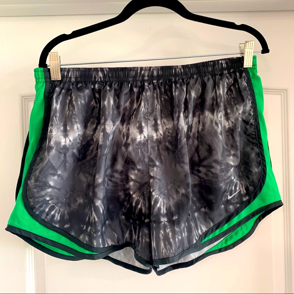Nike Dri-Fit Running Shorts. Grey/Green. XL.